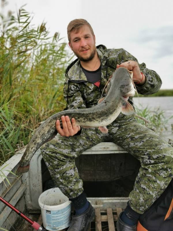 Фотоотчет по рыбе: Сом. Место рыбалки: Астраханская область
