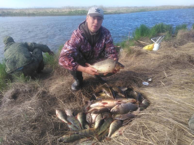 Фотоотчет по рыбе: Карась, Окунь. Место рыбалки: озеро Байкал